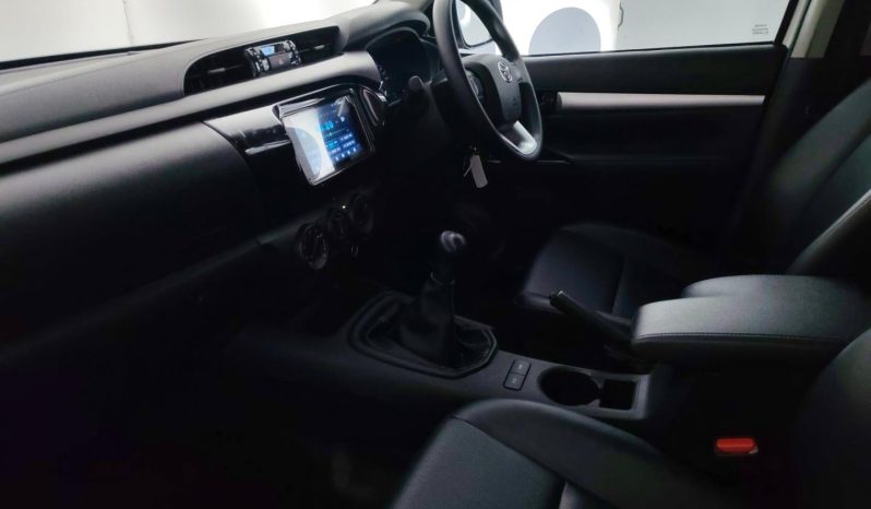 
								Toyota Hilux 2.7 Vvti Rb D Cab full									