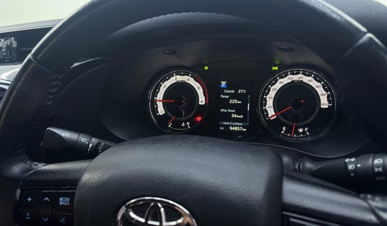 
								Toyota Hilux 2.8 Gd-6 D/cab Rb Legend 50 At full									