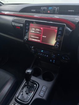 
										Toyota Hilux 2.8 Gd-6 Gr-S 4X4 At D Cab full									