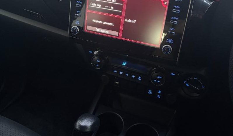 
								Toyota Hilux 2.8 Gd-6 Gr-S 4X4 At D Cab full									