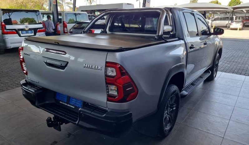 
								Toyota Hilux 2.8 Gd-6 Rb Raider D Cab 6at full									