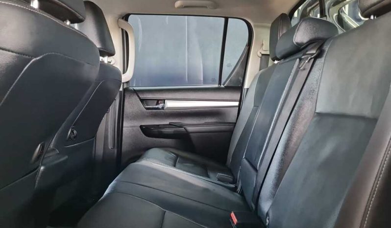 
								Toyota Hilux 2.8 Gd-6 Rb Raider D Cab 6at full									