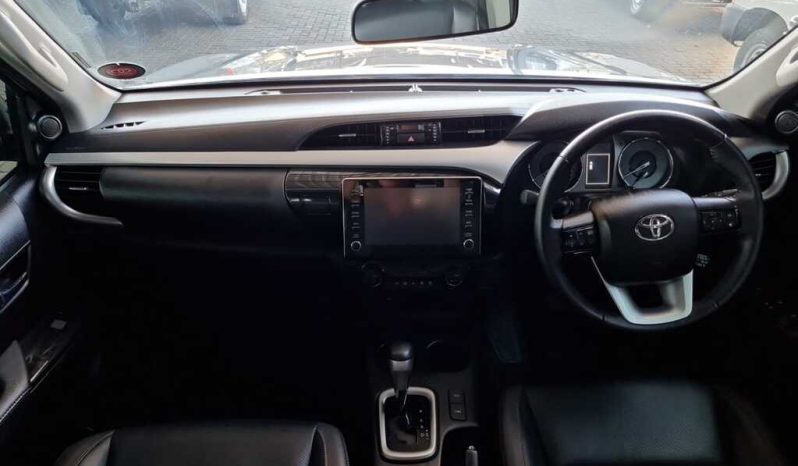 
								Toyota Hilux 2.8 Gd-6 Rb Raider D Cab 6at full									