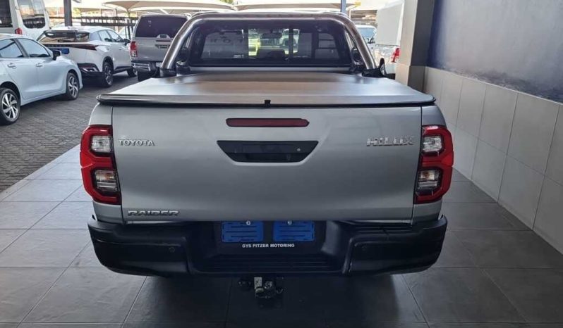 
								Toyota Hilux 2.8 Gd-6 Rb Raider D Cab 6at full									