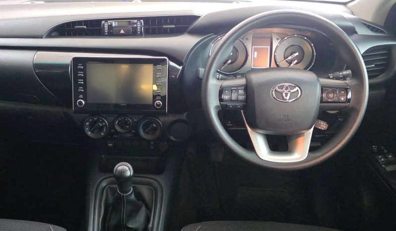 
								Toyota HILUX 2016 ON HILUX 2.4 GD-6 RB RAIDER P/U E/CAB full									