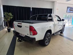 
										Toyota HILUX 2016 ON HILUX 2.4 GD-6 RB RAIDER P/U E/CAB full									