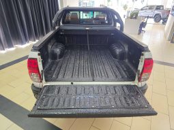 
										Toyota HILUX 2016 ON HILUX 2.4 GD-6 RB RAIDER P/U E/CAB full									