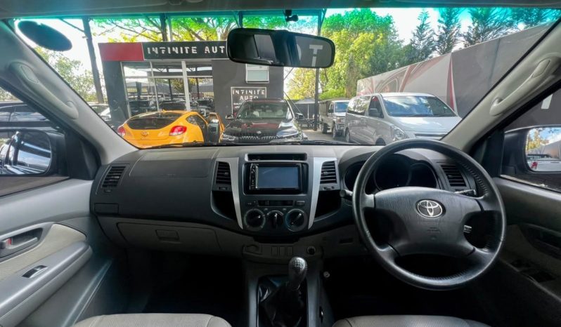 
								Toyota Hilux 3.0 D-4D Xtra Cab R/body Raider full									