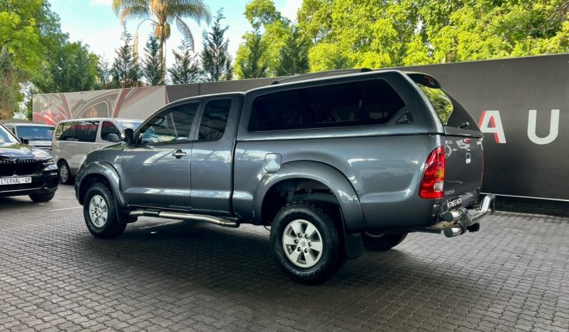 
								Toyota Hilux 3.0 D-4D Xtra Cab R/body Raider full									