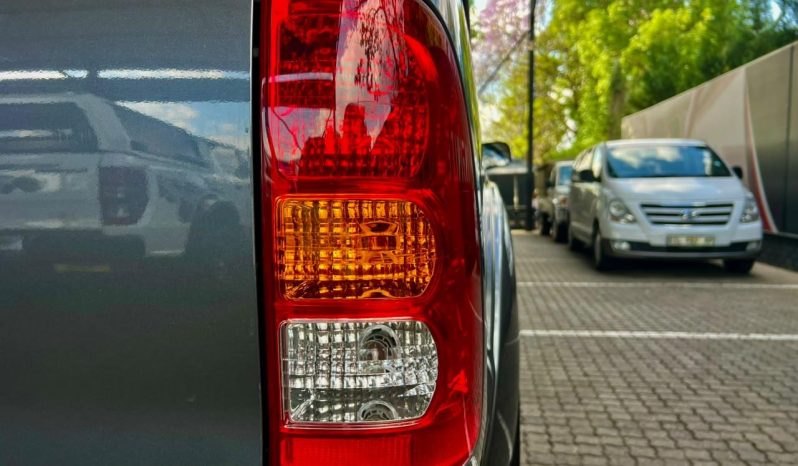 
								Toyota Hilux 3.0 D-4D Xtra Cab R/body Raider full									
