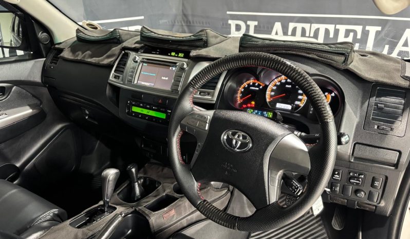 
								Toyota Hilux 3.0D-4D Double Cab 4×4 Raider Legend 45 Auto full									