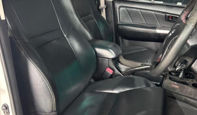 
								Toyota Hilux 3.0D-4D Double Cab 4×4 Raider Legend 45 Auto full									