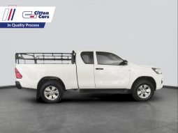 
										Toyota Hilux Sc 2.4 Gd-6 X/cab Rb Srx full									