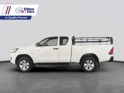 
										Toyota Hilux Sc 2.4 Gd-6 X/cab Rb Srx full									