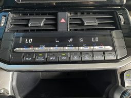 
										Toyota Land Cruiser 300 3.3D Gx-R full									