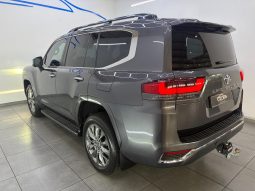 
										Toyota Land Cruiser 300 3.3D Zx full									