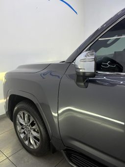 
										Toyota Land Cruiser 300 3.3D Zx full									