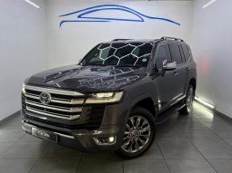 Toyota Land Cruiser 300 3.3D Zx