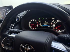Toyota Land Cruiser 300 3.3D Zx