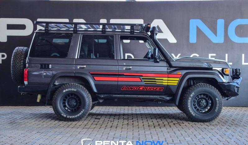 
								Toyota Land Cruiser 76 2.8 Gd-6 Diesel Wagon full									