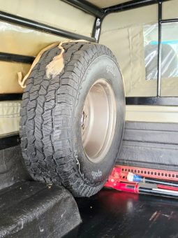 
										Toyota Land Cruiser Pick-Up 4.5 Brutus full									