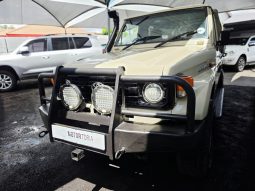 Toyota Land Cruiser Pick-Up 4.5 Brutus