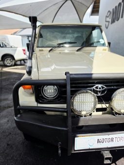 Toyota Land Cruiser Pick-Up 4.5 Brutus