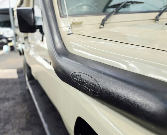 
								Toyota Land Cruiser Pick-Up 4.5 Brutus full									