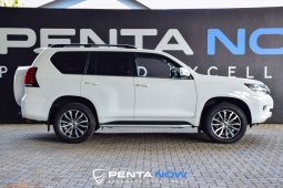 
										Toyota Land Cruiser Prado 2.8L Diesel Vx-L full									