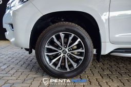 
										Toyota Land Cruiser Prado 2.8L Diesel Vx-L full									