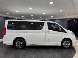 Toyota Quantum 2.8 Lwb Vx 6 Seater