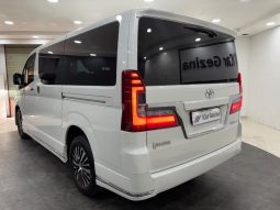 
										Toyota Quantum 2.8 Lwb Vx 6 Seater full									