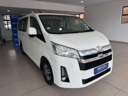 
										Toyota QUANTUM/HIACE QUANTUM 2.8 GL 11 SEAT full									