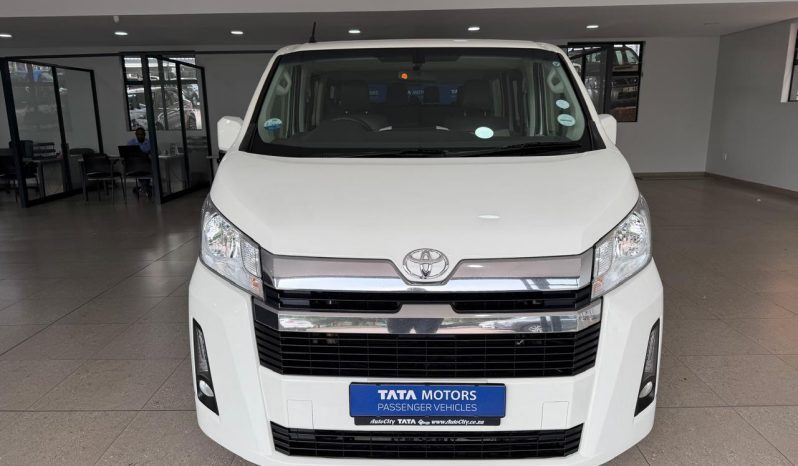 
								Toyota QUANTUM/HIACE QUANTUM 2.8 GL 11 SEAT full									