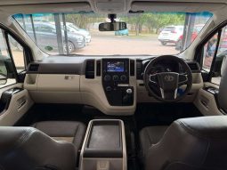 
										Toyota QUANTUM/HIACE QUANTUM 2.8 GL 11 SEAT full									