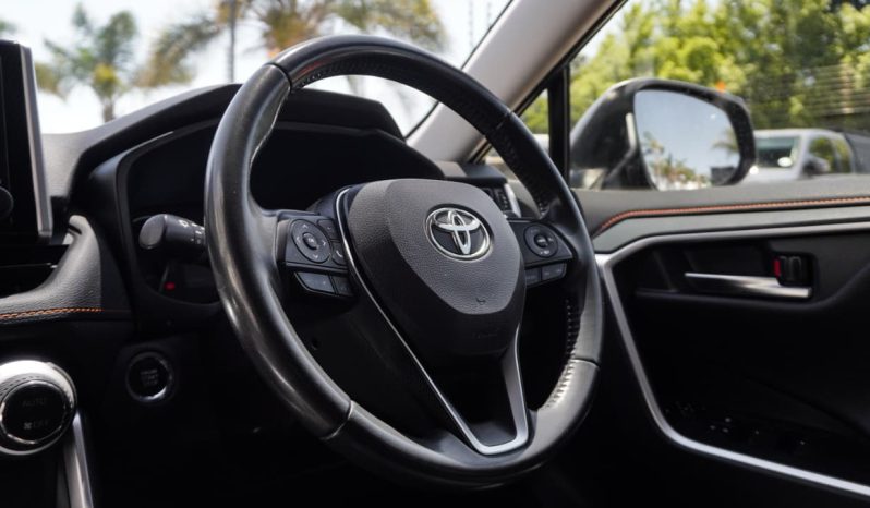 
								Toyota RAV4 2.0 GX-R AWD full									