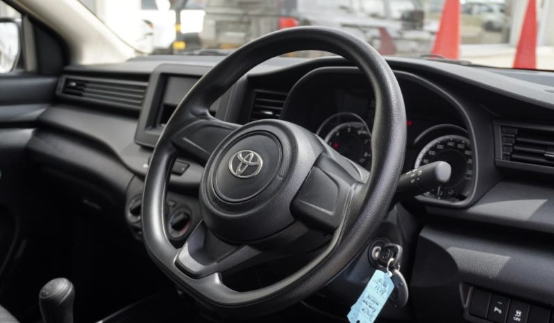 
								Toyota Rumion 1.5 S full									