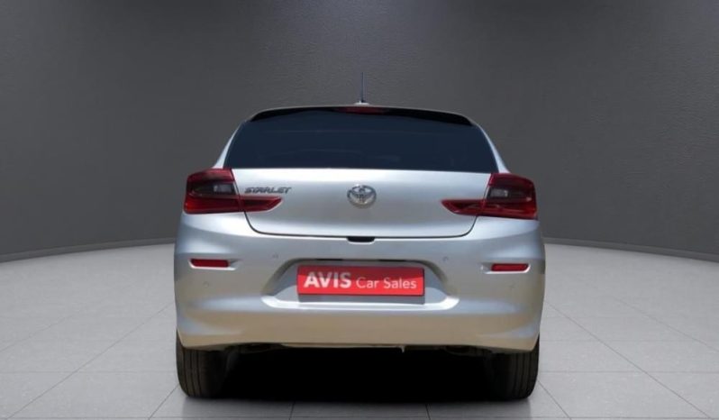 
								TOYOTA STARLET 1.5 XI full									