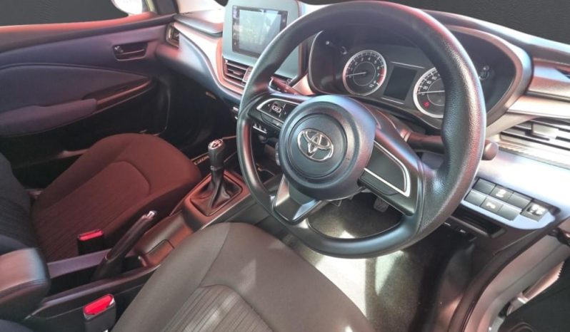 
								TOYOTA STARLET 1.5 XI full									