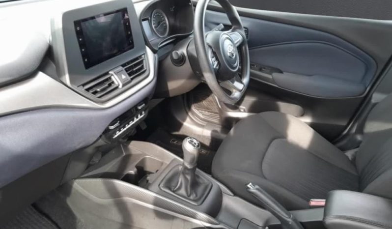 
								TOYOTA STARLET 1.5 XI full									