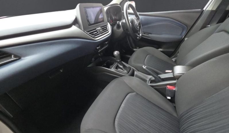 
								TOYOTA STARLET 1.5 XI full									