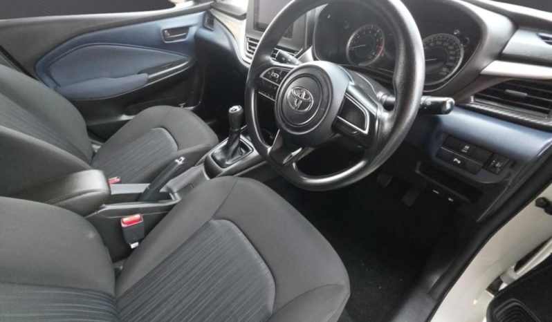 
								TOYOTA STARLET 1.5 XI full									