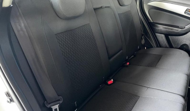 
								Toyota Urban Cruiser 1.5 Xr full									