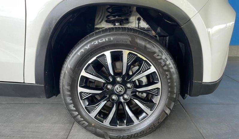 
								Toyota Urban Cruiser 1.5 Xr full									