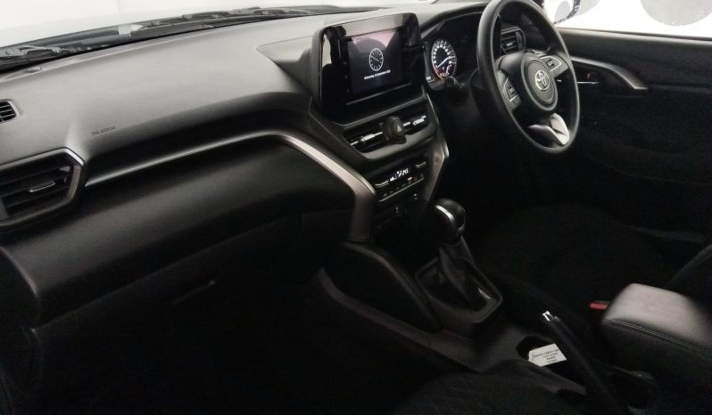 
								Toyota Urban Cruiser 1.5 Xr At full									