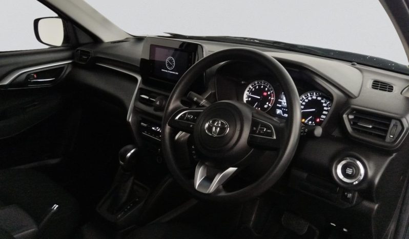 
								Toyota Urban Cruiser 1.5 Xr At full									
