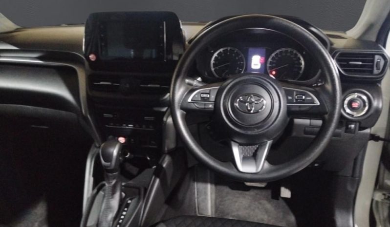 
								TOYOTA URBAN CRUISER 1.5 XR AT full									