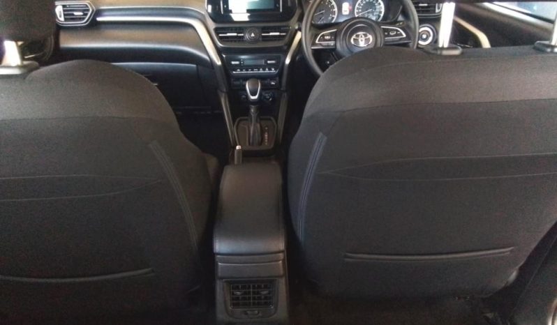 
								TOYOTA URBAN CRUISER 1.5 XR AT full									