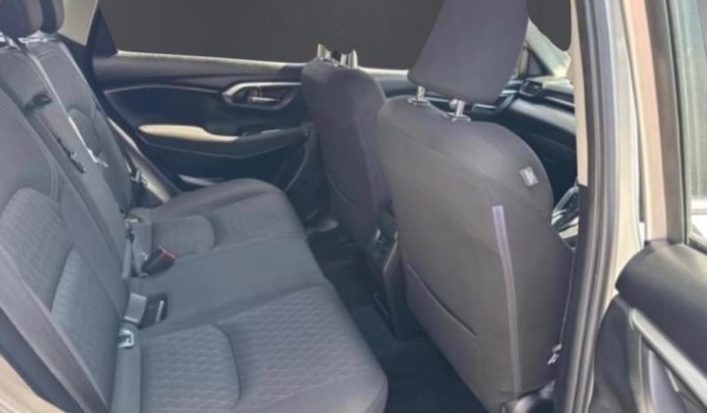 
								TOYOTA URBAN CRUISER 1.5 XR AT full									