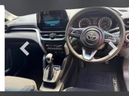 
										TOYOTA URBAN CRUISER 1.5 XR AT full									